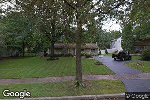 27 Langley Rd, Kendall Park, NJ 08824