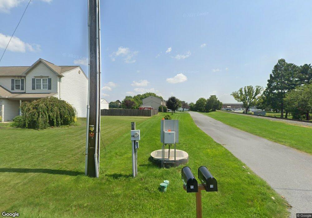 13 Farmland Rd, Leola, PA 17540 - photo 1