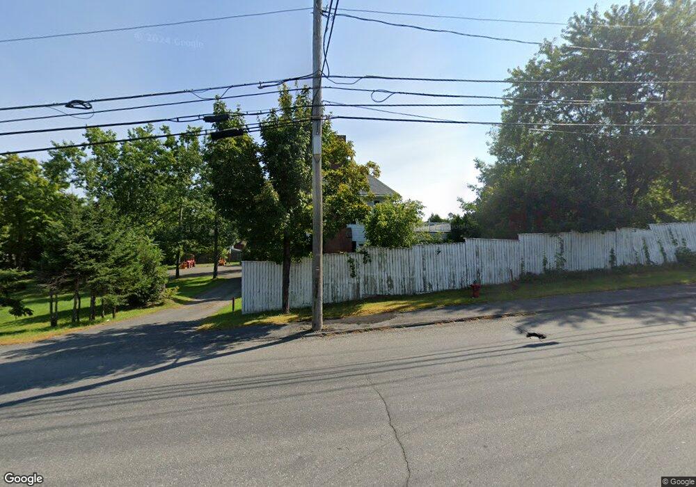 609 Main St, Caribou, ME 04736 - photo 1