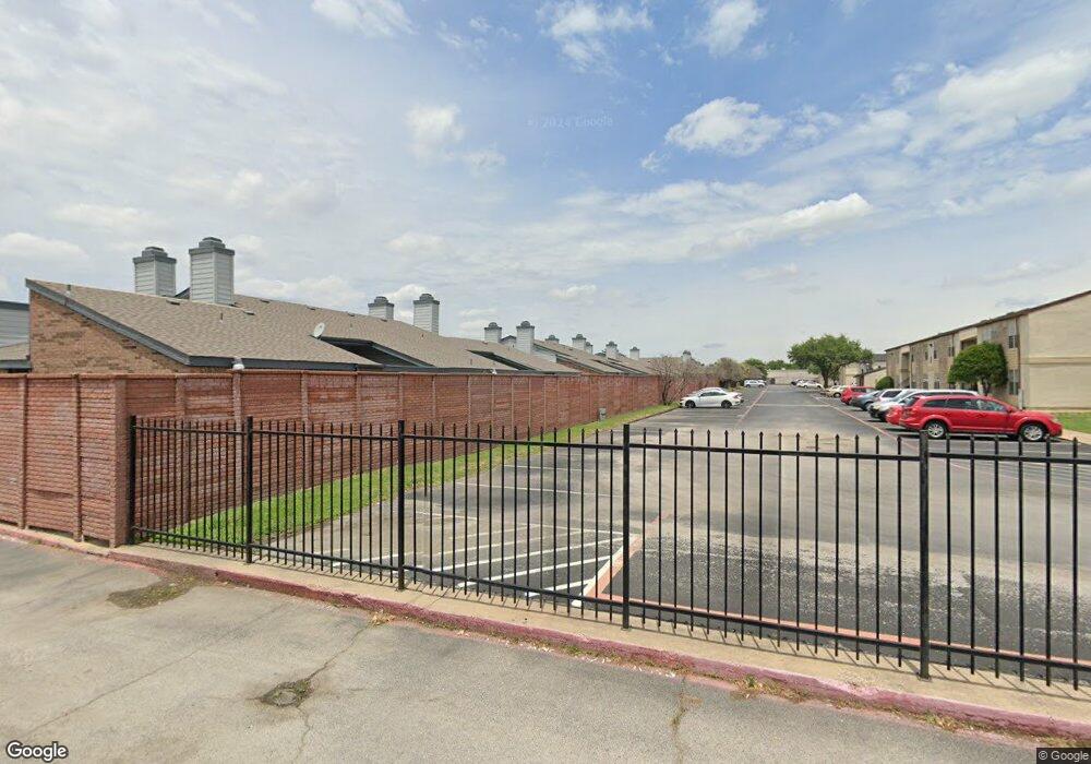 612 Bellaire Dr unit D, Hurst, TX 76053 - photo 1