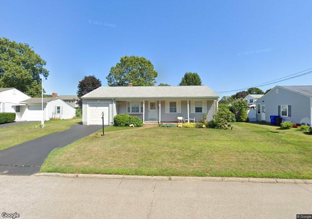 38 Ferncrest Dr, Riverside, RI 02915 - photo 1