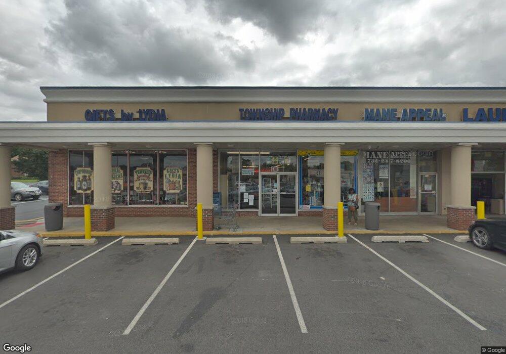 712 Hamilton St, Somerset, NJ 08873 - photo 1