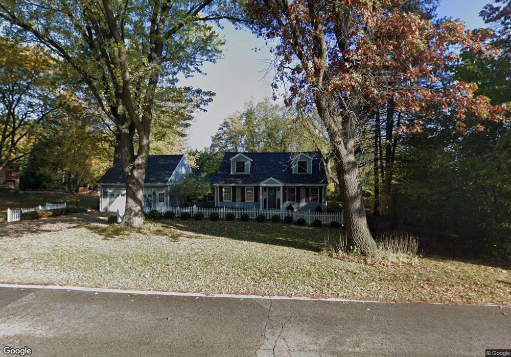 1327 Main St, Delafield, WI 53018 - photo 1