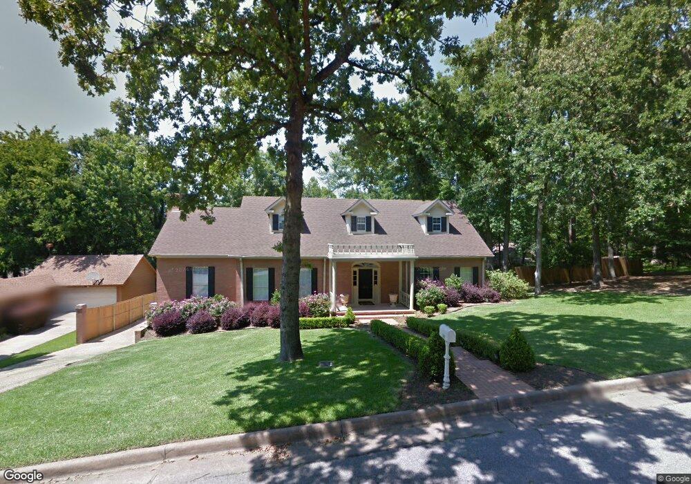 1702 Devonshire Dr, Tyler, TX 75703 - photo 1