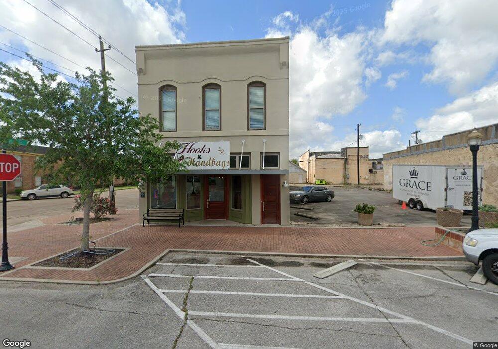 2244 Avenue G, Bay City, TX 77414 - photo 1