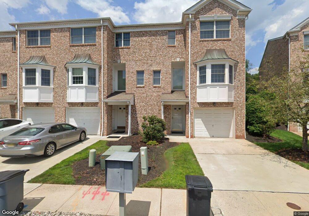 14 Hidden Pond Ct, Raritan, NJ 08869 - photo 1