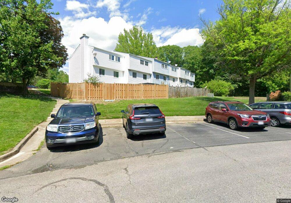 8134 Parkdale Ct, Springfield, VA 22153 - photo 1