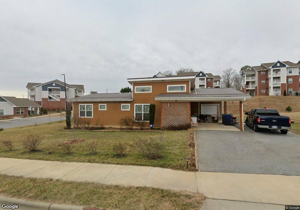 110 Strick Garden Ln, Hendersonville, NC 28792 - photo 1