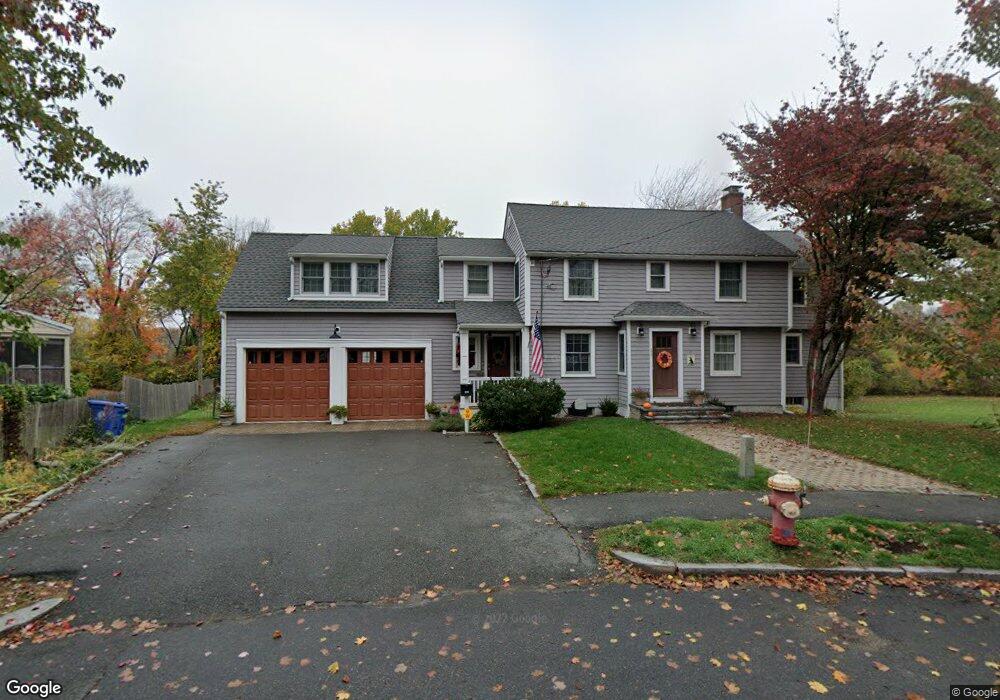 33 Elmcrest Rd, Wakefield, MA 01880 - photo 1