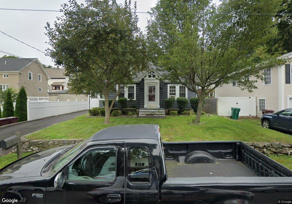 242 6th Ave, Woonsocket, RI 02895 - photo 1