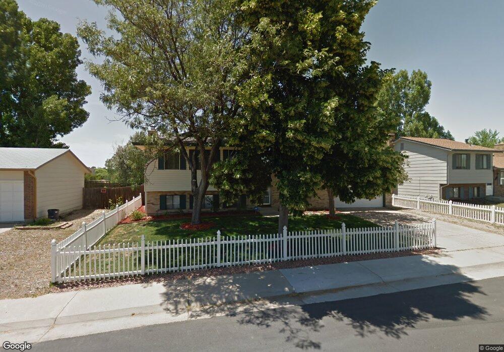 1577 S Laredo Ct, Aurora, CO 80017 - photo 1