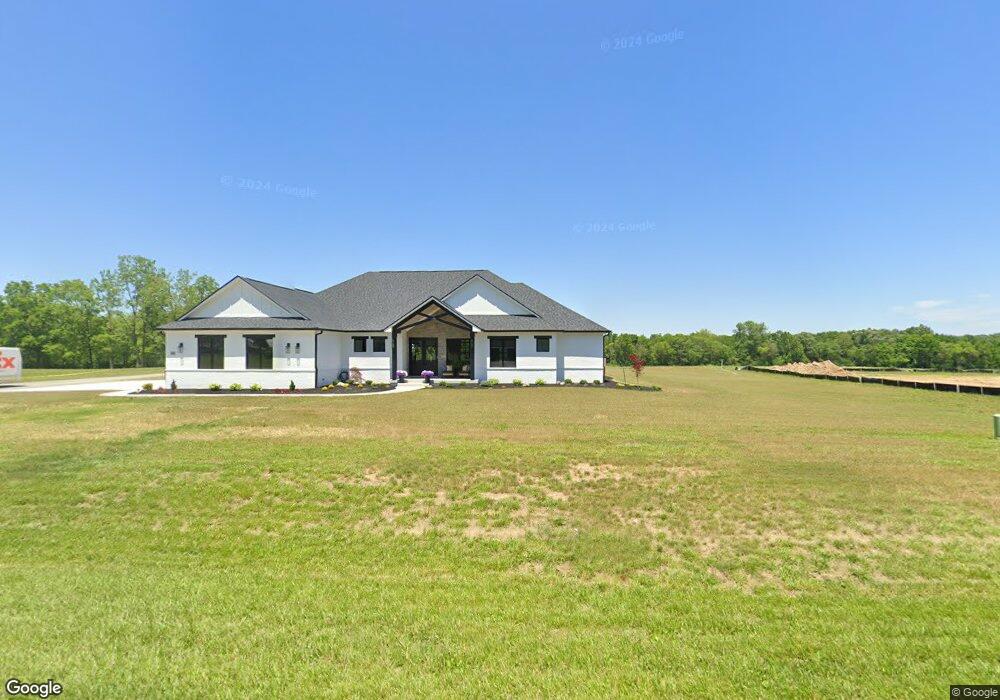 5802 Gibbs Rd, Plainfield, IN 46168 - photo 1