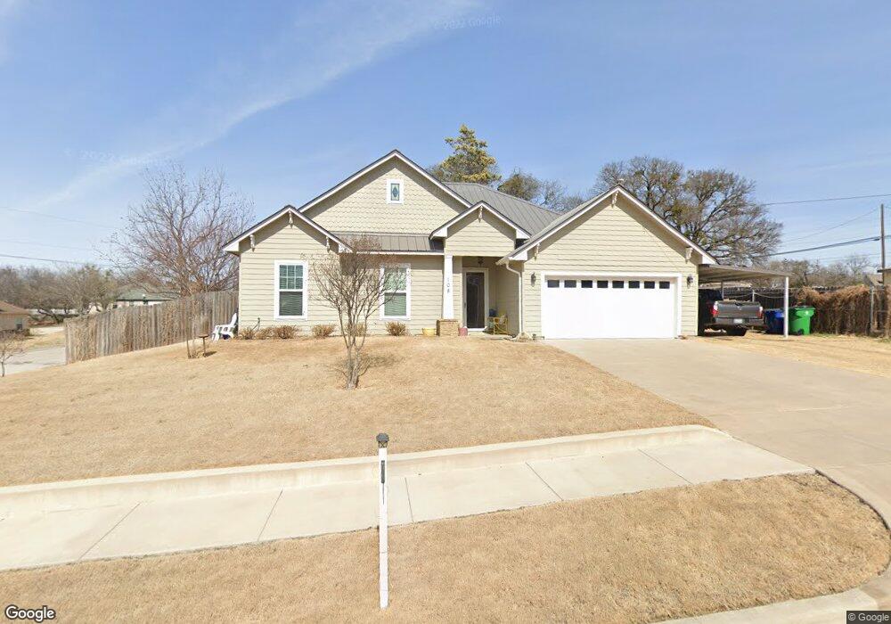 108 W Cottonwood St, Decatur, TX 76234 - photo 1