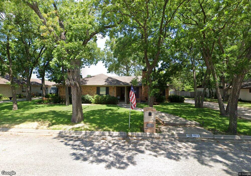 1002 Aspen Rd, Gainesville, TX 76240 - photo 1