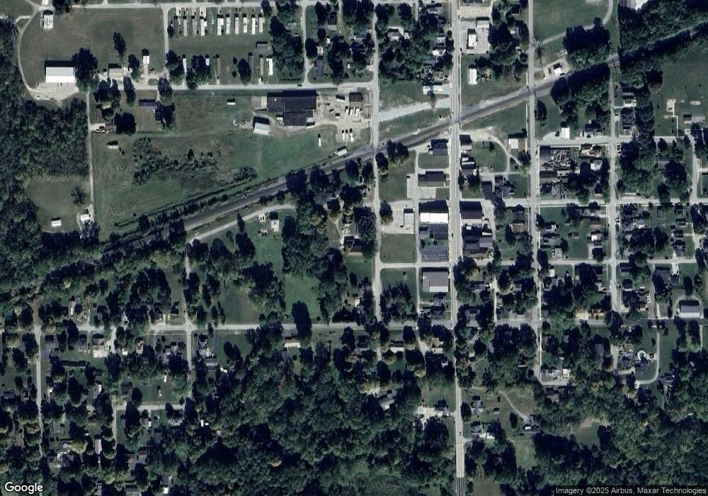 98 S Snowden St, Andrews, IN 46702 - photo 1