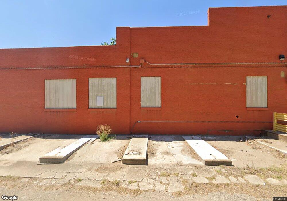 700 E Scott St, Gainesville, TX 76240 - photo 1