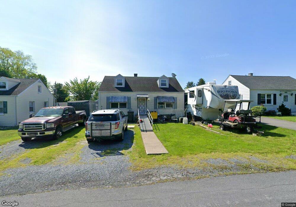 4542 Daisy Ave, Orefield, PA 18069 - photo 1