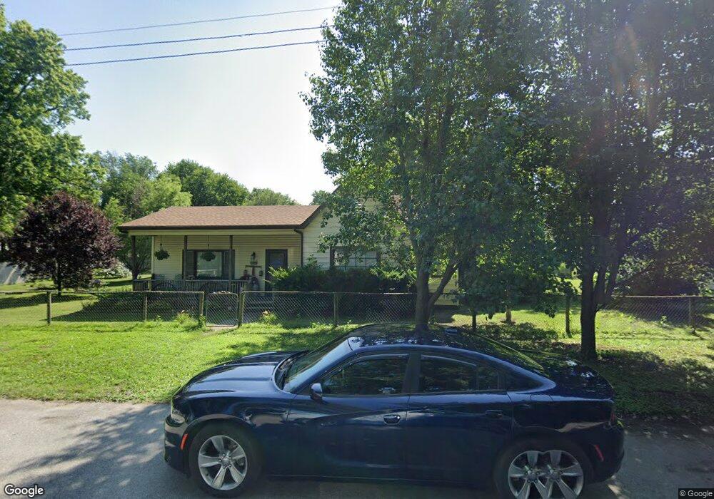 2112 Dillman St, Terre Haute, IN 47802 - photo 1