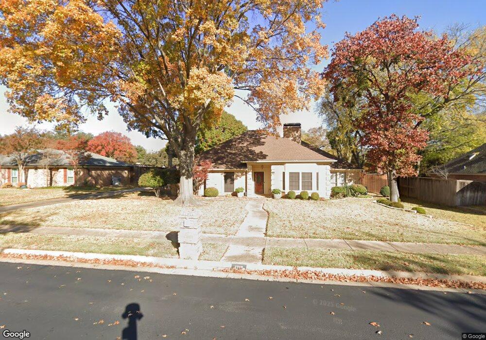 1713 Arthurs Cir, Bedford, TX 76021 - photo 1