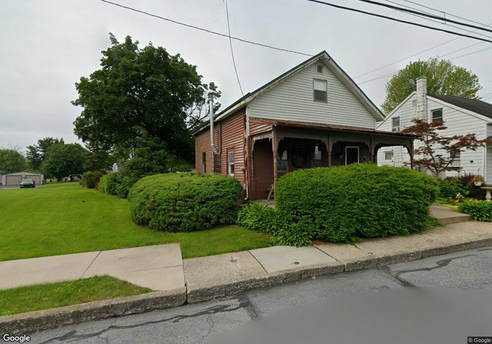 104 E Mill Ave, Myerstown, PA 17067 - photo 1