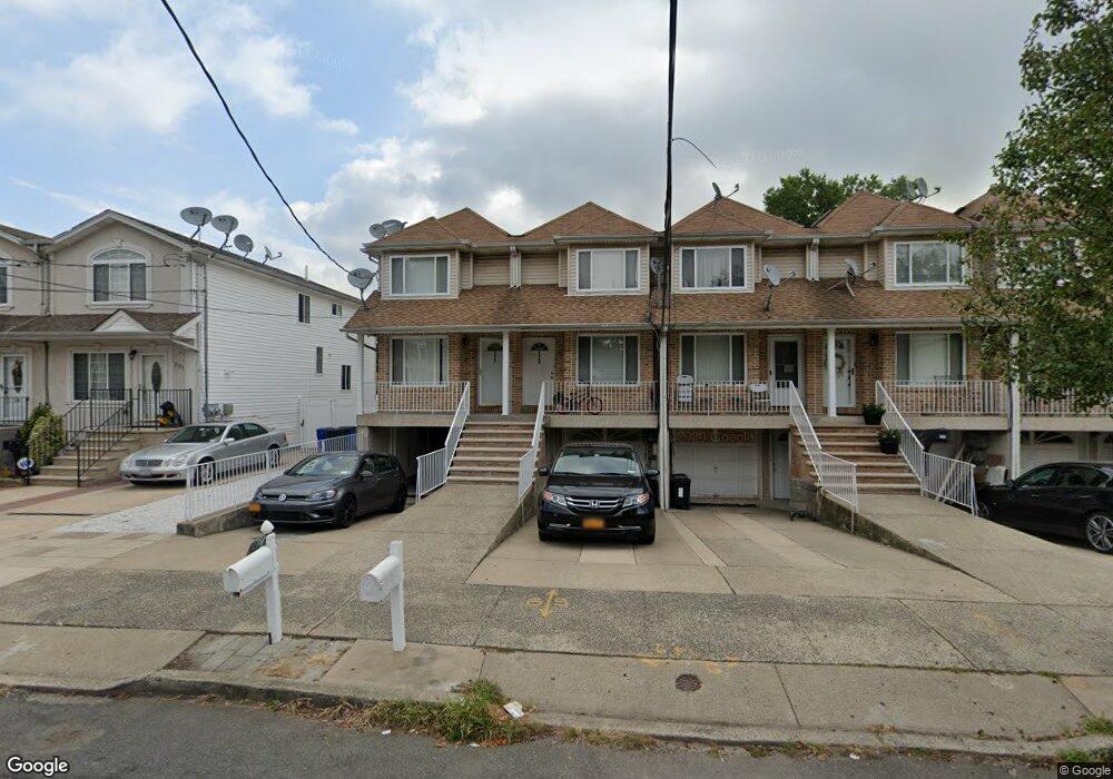 229 Dubois Ave, Staten Island, NY 10310 - photo 1