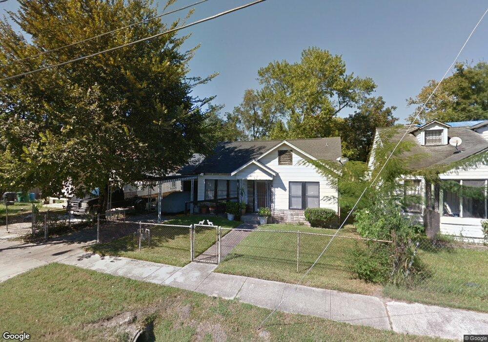 727 Neyland St, Houston, TX 77022 - photo 1