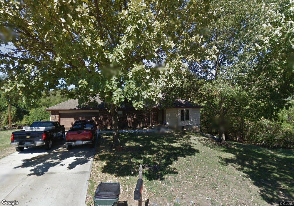 21709 W 70th St, Shawnee, KS 66218 - photo 1