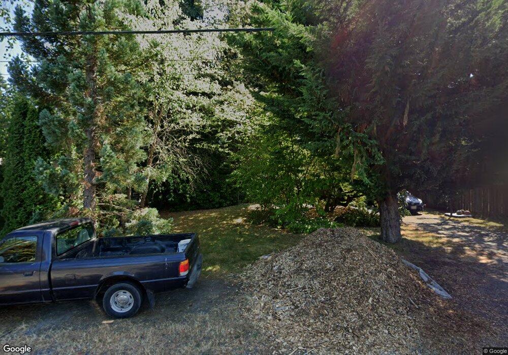 8451 SE 39th St, Mercer Island, WA 98040 - photo 1