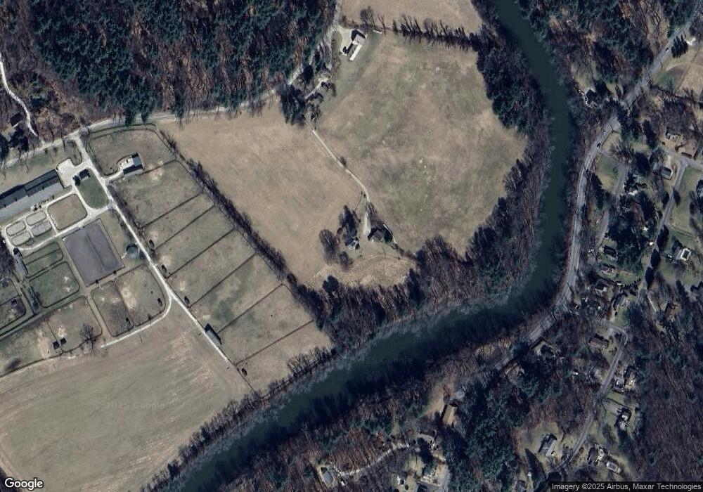 49 Weatogue Rd, Salisbury, CT 06068 - photo 1