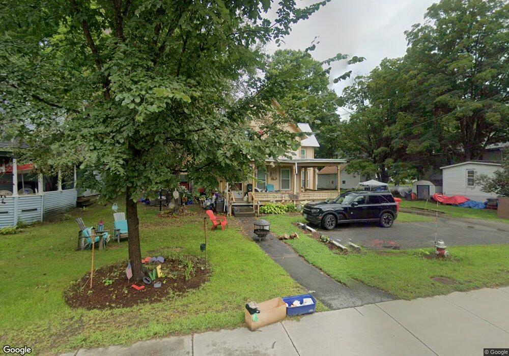 537 Maple St, White River Junction, VT 05001 - photo 1