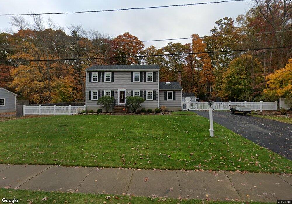 401 Paula Ln, Franklin, MA 02038 - photo 1