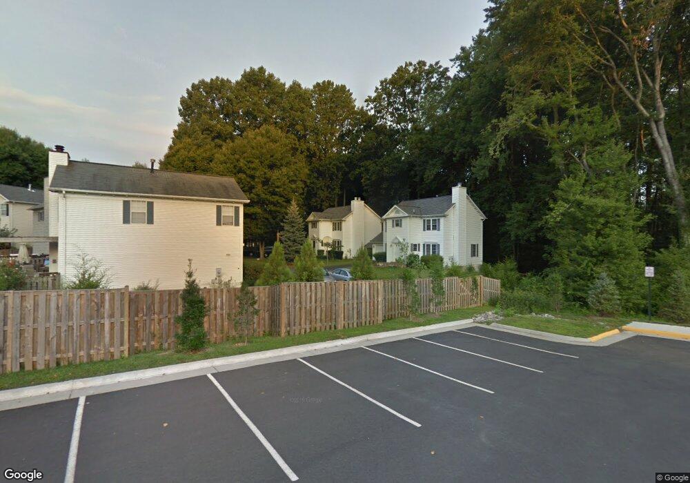 10101 Schoolhouse Woods Ct, Burke, VA 22015 - photo 1