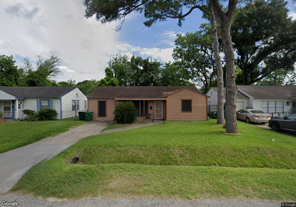3210 Cliffmarshall St, Houston, TX 77088 - photo 1