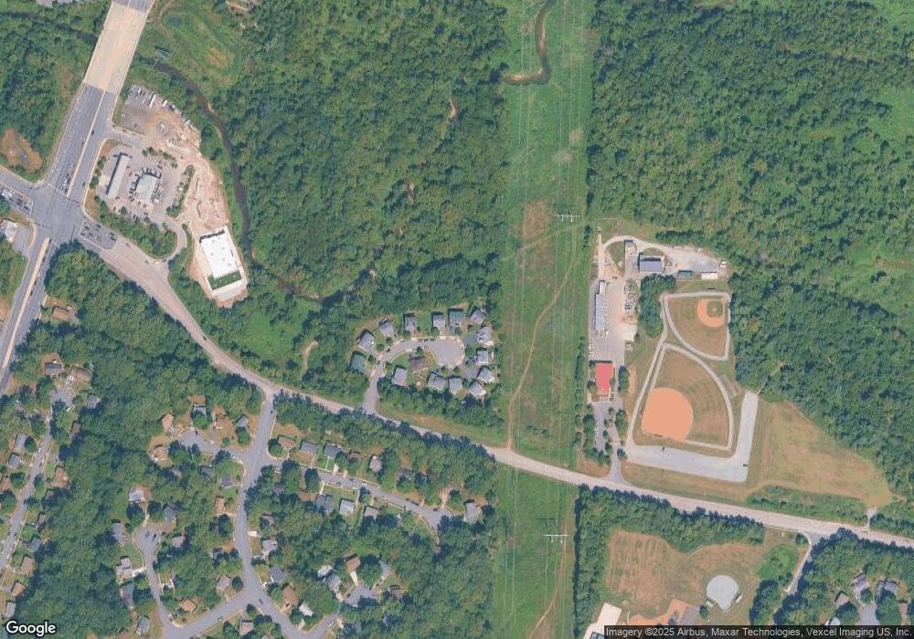 2408 Neabsco Creek Ct, Woodbridge, VA 22191 - photo 1