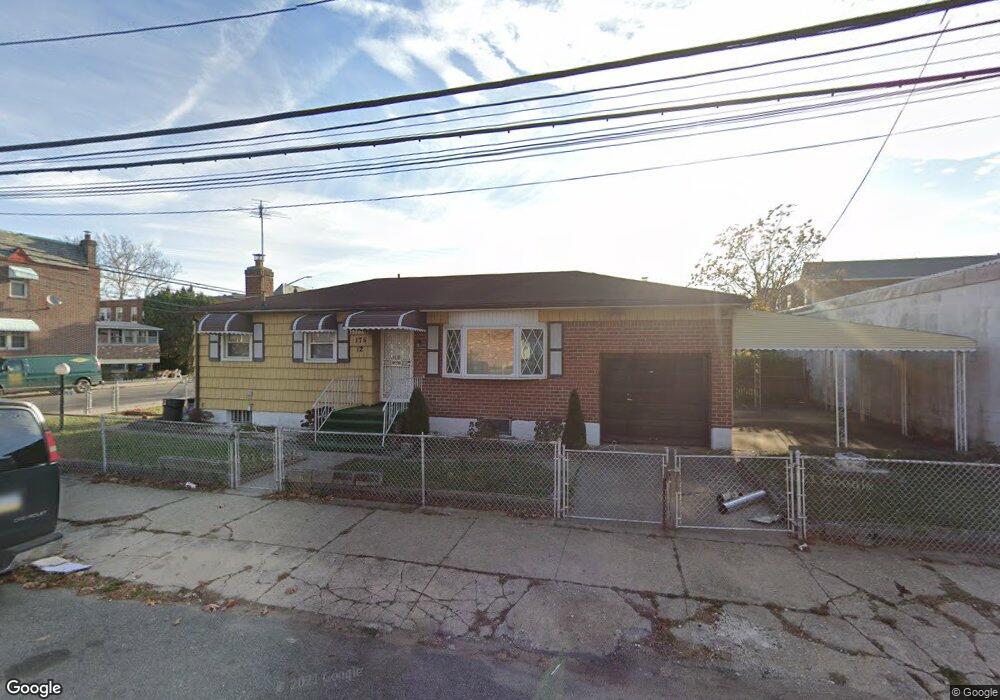 17512 Sunbury Rd, Jamaica, NY 11434 - photo 1