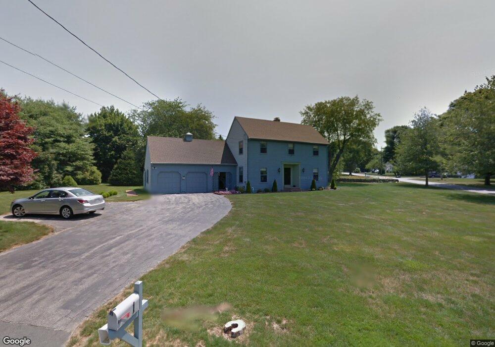 1 Circle Dr, Middletown, RI 02842 - photo 1