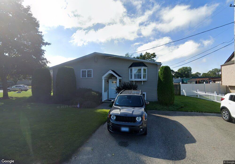 324 Asylum Rd, Warwick, RI 02886 - photo 1