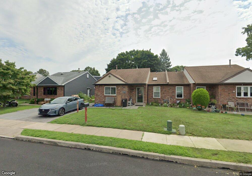 207 Corinthian Ave, Essington, PA 19029 - photo 1