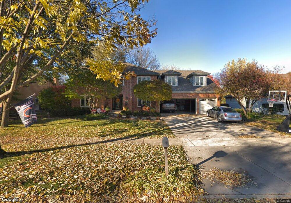 1385 Ginger Ln, Naperville, IL 60565 - photo 1