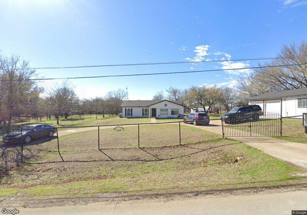 1050 Highland Cir, Springtown, TX 76082 - photo 1