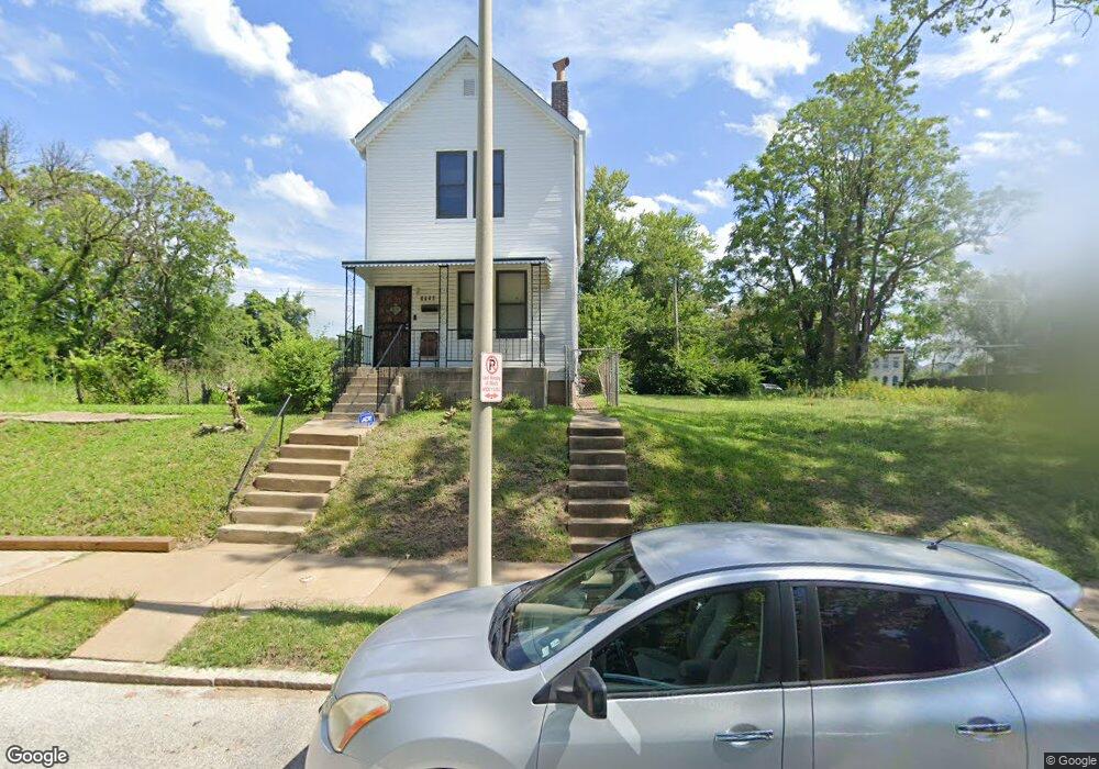 4439 Bessie Ave, Saint Louis, MO 63115 - photo 1