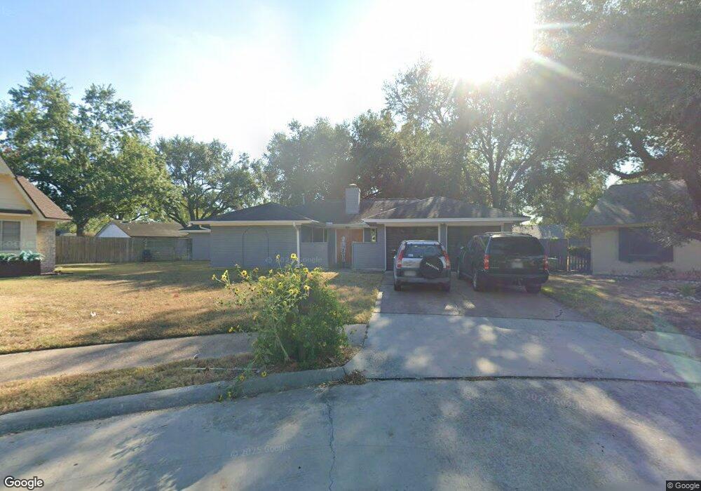 8811 Langfield Ct, Houston, TX 77040 - photo 1