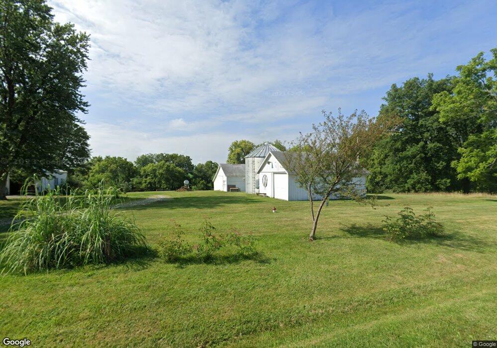 2097 Heitz Rd, Jacksonville, IL 62650 - photo 1