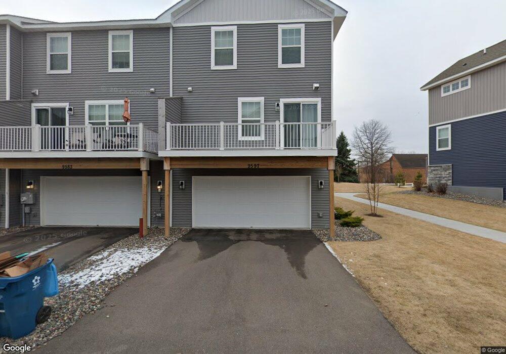 9597 95th Place N, Maple Grove, MN 55369 - photo 1