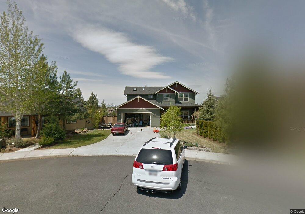 20752 Crestview Ct, Bend, OR 97701 - photo 1