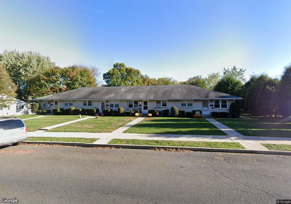 922 E Maple St, Palmyra, PA 17078 - photo 1