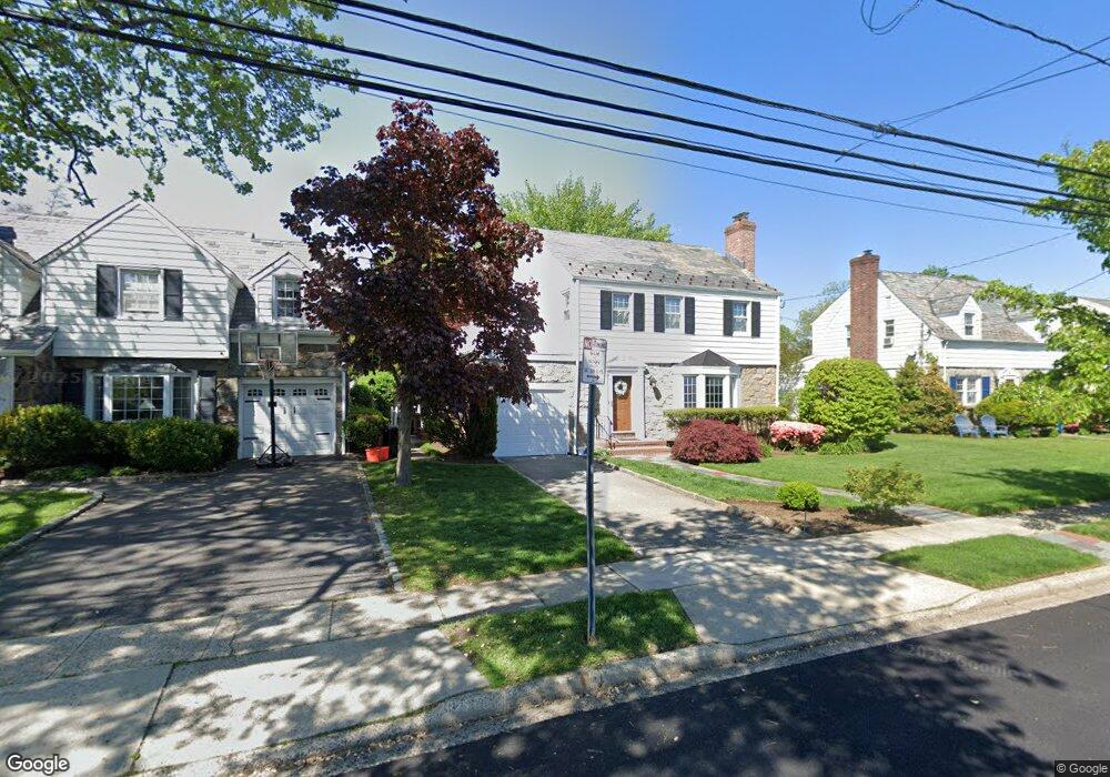 211 Morris Ave, Malverne, NY 11565 - photo 1