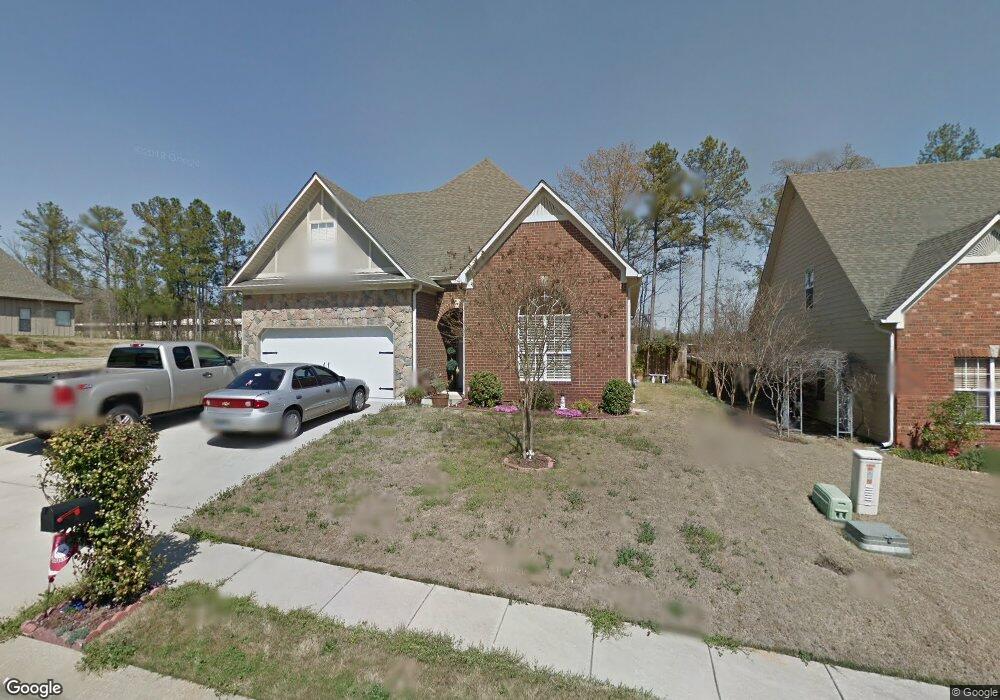 1056 Kerry Dr, Calera, AL 35040 - photo 1