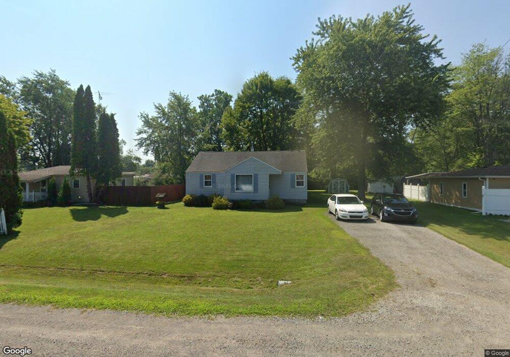 4645 Griswold Rd, Kimball, MI 48074 - photo 1