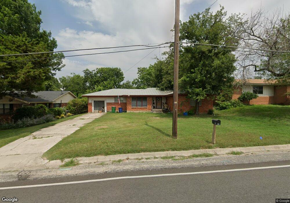 1302 N Trinity St, Decatur, TX 76234 - photo 1